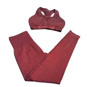 XS/S two piece Jed North, leggings and sports bra, cranberry